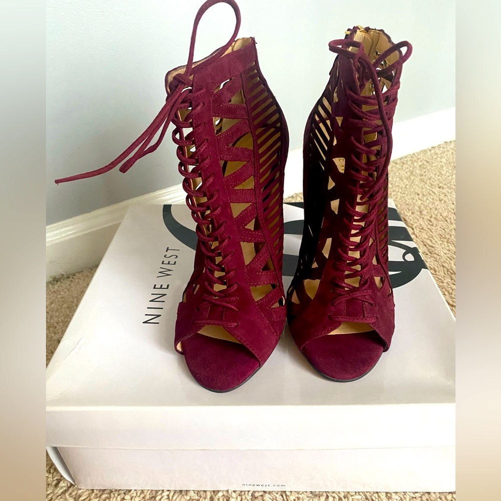 Nine West never worn